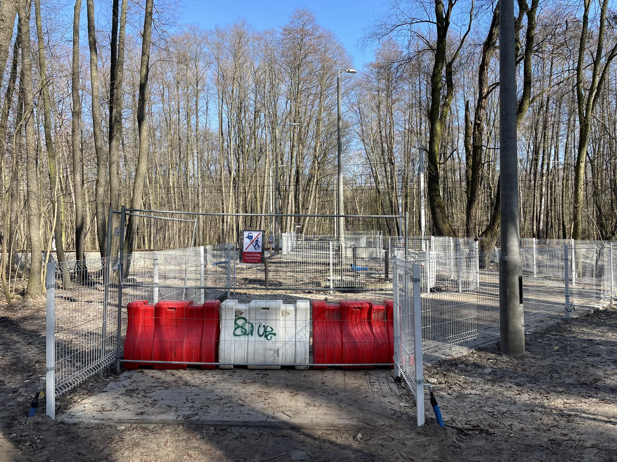 Uwaga dla wszystkich wybierających się na spacer do rezerwatu Olszynki